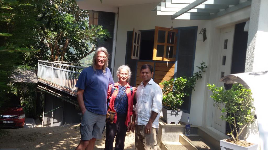 Mistletoe Homestay & Cafe Munnar Exteriör bild